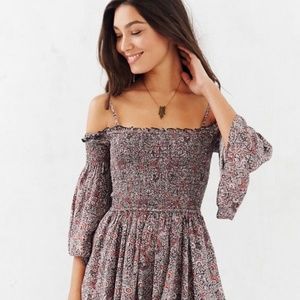 Ecote Lula Off-The-Shoulder Romper